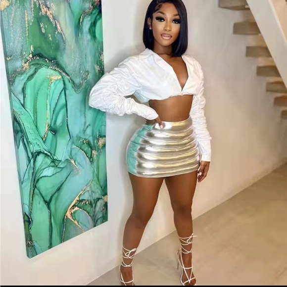 Unbranded:Silver Puffer Mini Skirt - Picture 4 of 9